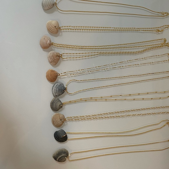 Shell Necklaces! - Picture 6 of 10